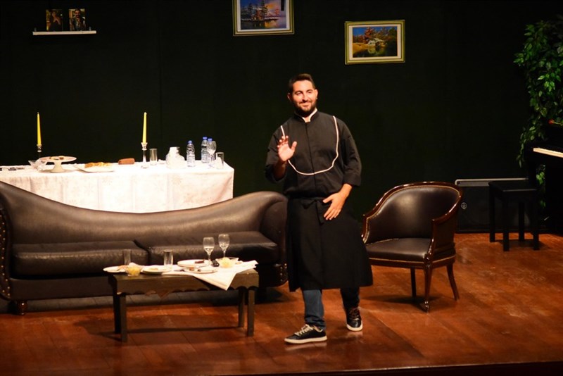 Perfect Strangers play at LAU